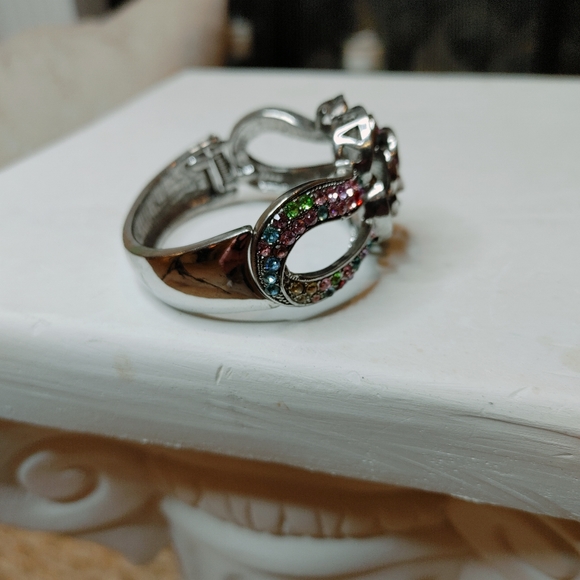 ANTIQUE 3D FLORAL RHINESTONE HINGED BANGLE BRACELET, MULTI-COLOR SILVER TONE - Picture 6 of 8